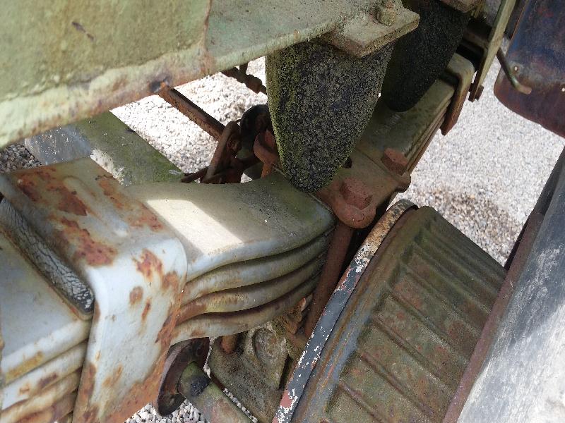 1.300mm lang
100mm breit
4 lagig