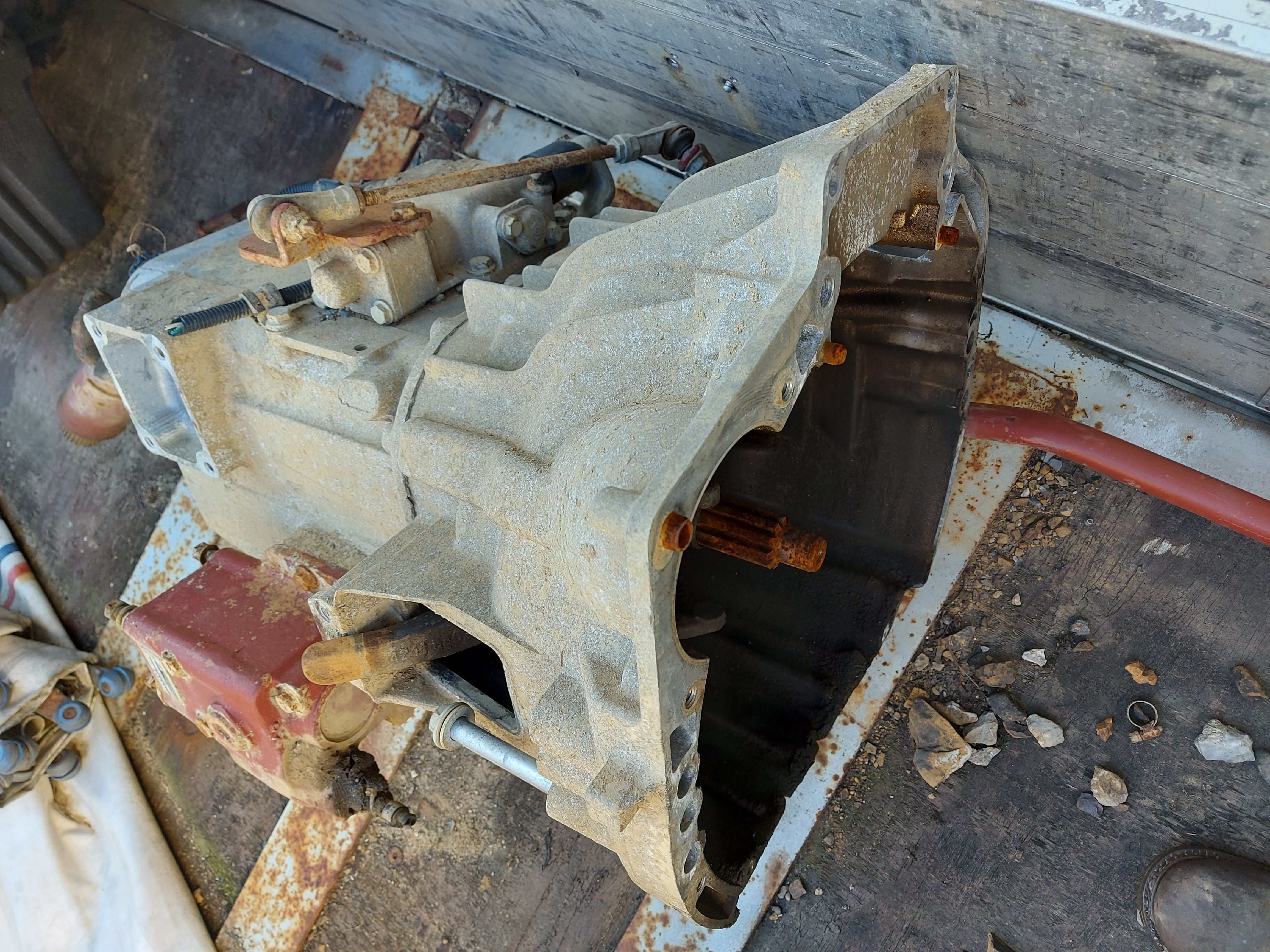 Iveco 80E15 Getriebe mit Nebenantrieb

6-Gang

58120
886 3376