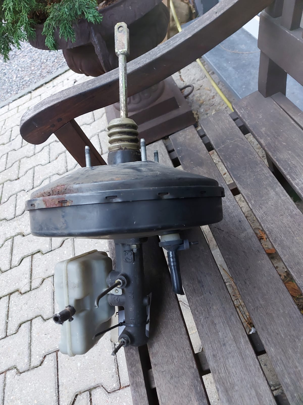 Bremskraftverstrker A0004309508