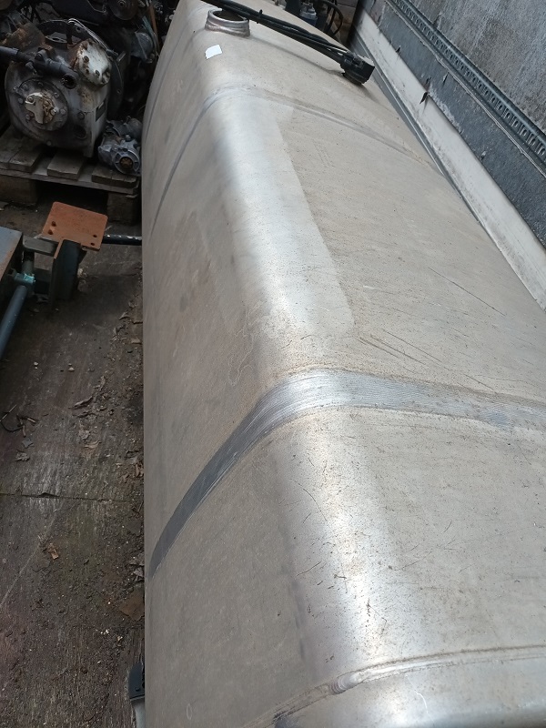 800ltr. 200 x 64 x 64 cm