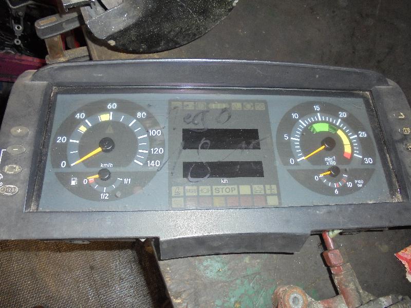 Kombiinstrument 
Typ 1556.151001000001 BJ 2002